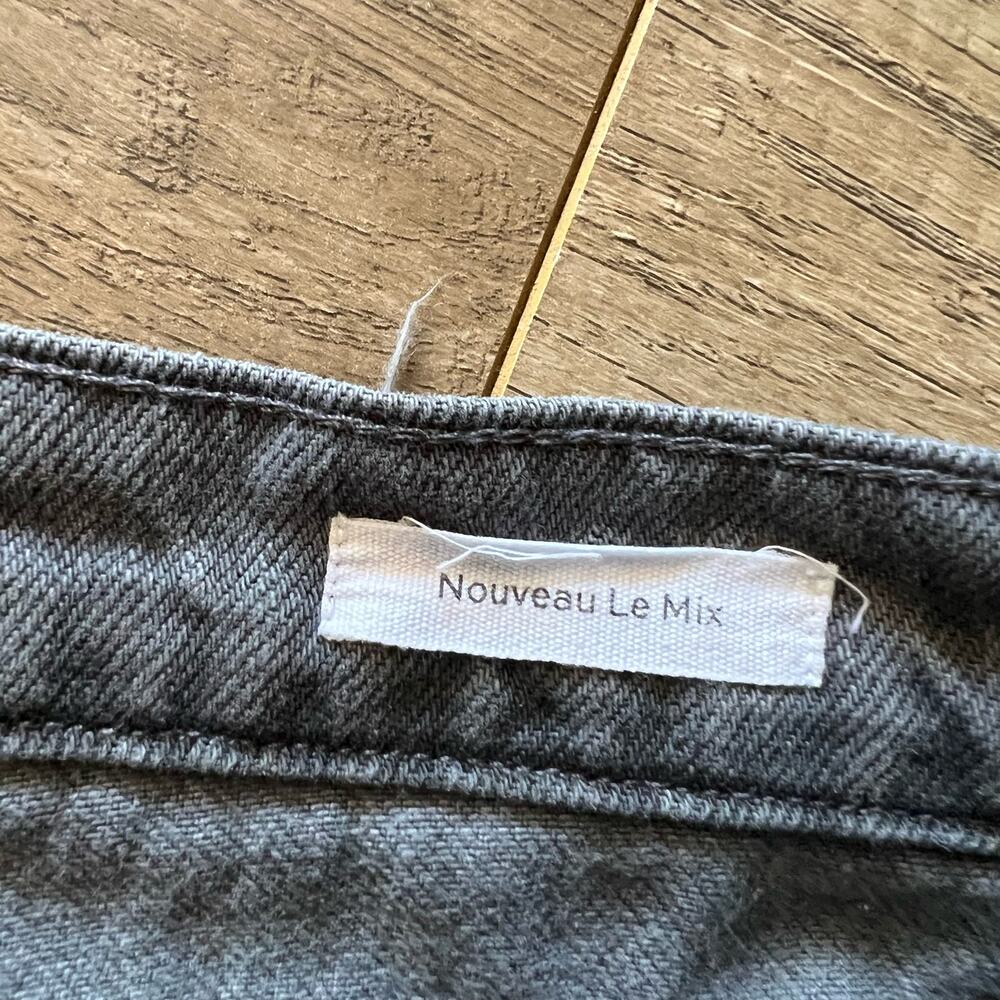 $345 FRAME DENIM Nouveau Le Mix Mini Skirt in Ash Mix Distressed Size 25 - Picture 5 of 6